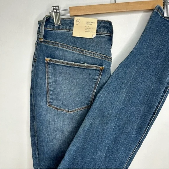 NWT Universal Thread High Rise Skinny 10 - Picture 4 of 8